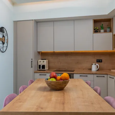 Apartment Mariteo By The Sea