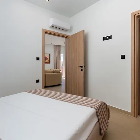 Apartment Mariteo By The Sea